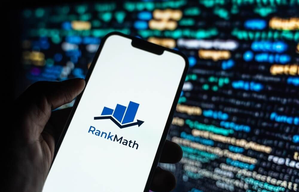 nhap-schema-tu-bat-ky-trang-web-nao-bi-mat-tu-rank-math-duoc-bat-mi